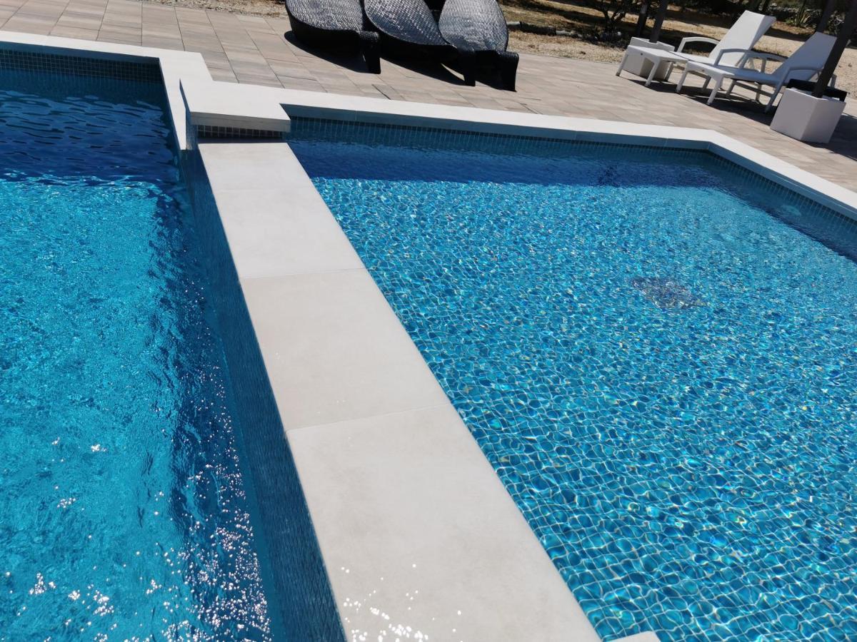 מלון ביוגראד נה מורו Grande Glamping With Pool מראה חיצוני תמונה